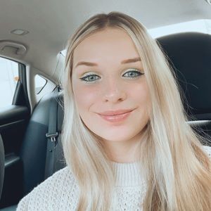 Meet your Posher, Jenny